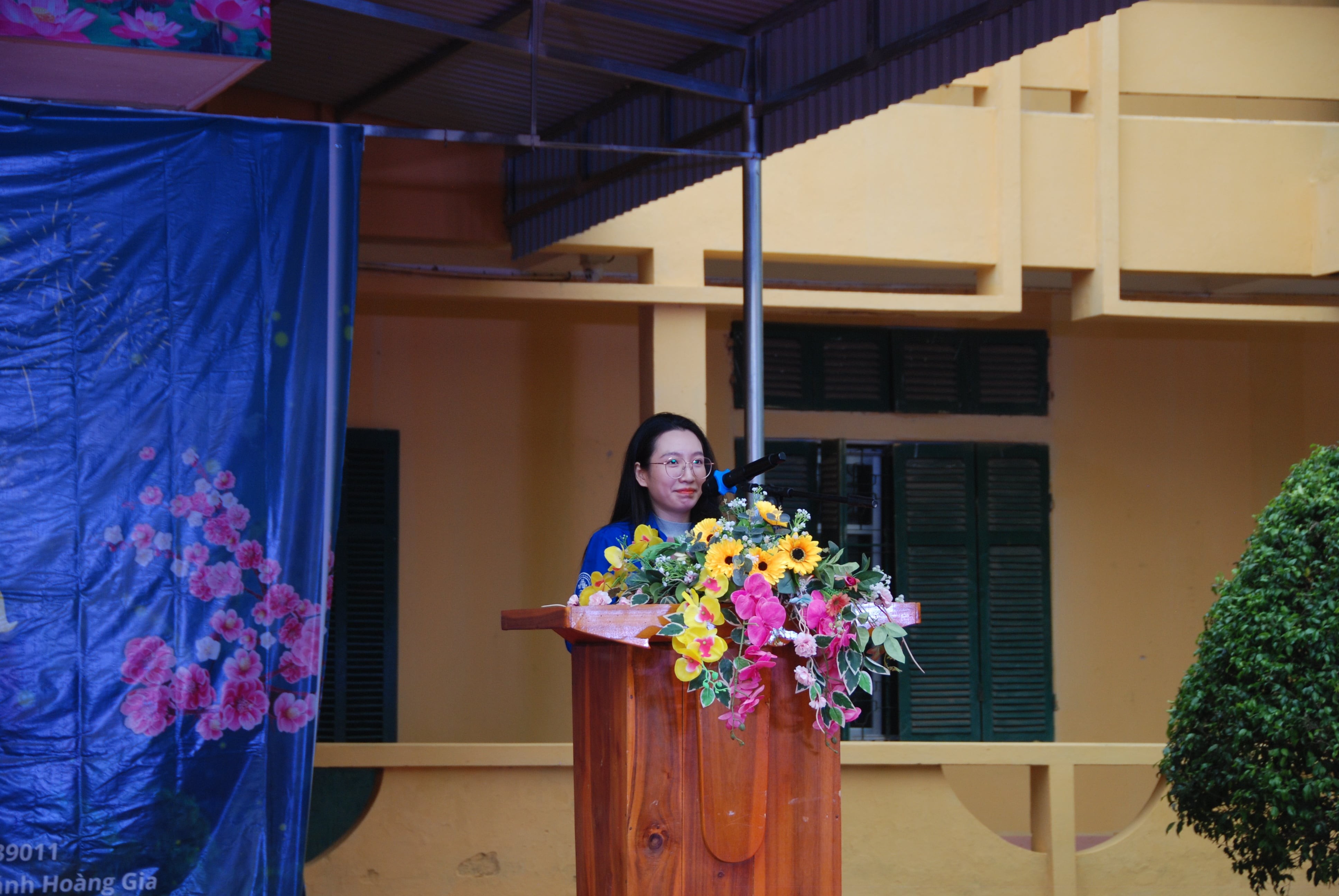 1-d-c-vu-thi-thuy-an-bi-thu-chi-bo-sinh-vien-so-1-truong-dai-hoc-luat-ha-noi-phat-bieu-tai-buoi-le-min-1704073623.JPG