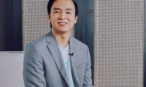 Gặp Gỡ Anh Tạ Minh Tuấn: Khi Một Người Chọn Trở Thành “Ngọn Hải Đăng” Tâm Thức