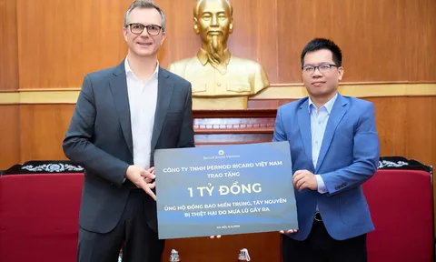 Hướng về miền Trung - Tây Nguyên: Pernod Ricard Việt Nam trao 1 tỷ đồng hỗ trợ tái thiết sau bão lũ năm 2025