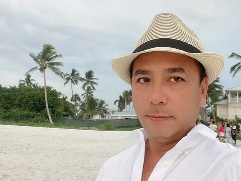 Henry Buil – Giữa nhịp sóng Florida, tìm thấy niềm vui bình yên