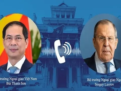 Nga sẽ hỗ trợ sơ tán an toàn công dân Việt Nam ra khỏi các khu vực chiến sự