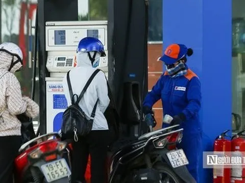 Chính phủ trình phương án giảm 50% thuế bảo vệ môi trường với xăng dầu