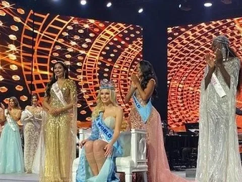 Khoảnh khắc "Búp bê Barbie" của Ba Lan đăng quang Miss World 2021