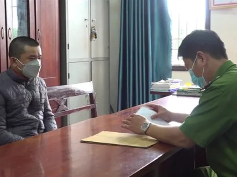 Bộ Công an cảnh báo chiêu lừa làm "tick xanh" Facebook