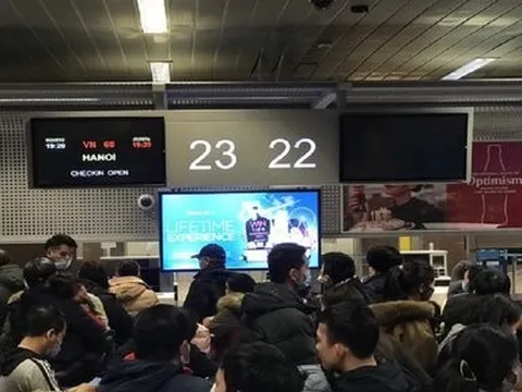 Thêm 2 chuyến bay đưa công dân Việt Nam sơ tán từ Ukraine về nước