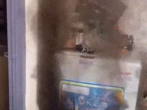 Xôn xao clip viral "tủ lạnh cháy đen"