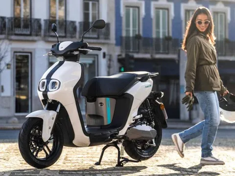 Soi chi tiết "át chủ bài" xe máy điện mới của Yamaha, no pin đi 74 km