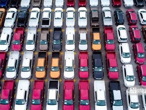 Thị trường ô tô Việt chưa có dấu hiệu gượng dậy