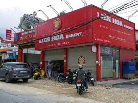 Lâm Đồng: Hàng loạt du khách nhập viện sau khi ăn bánh mỳ Liên Hoa