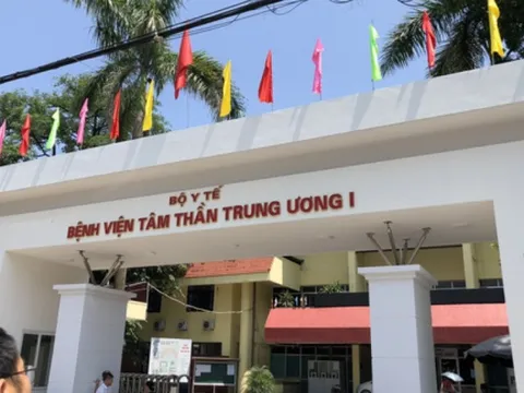 Trưởng khoa Bệnh viện Tâm thần Trung ương nhận "lương tháng" từ trùm