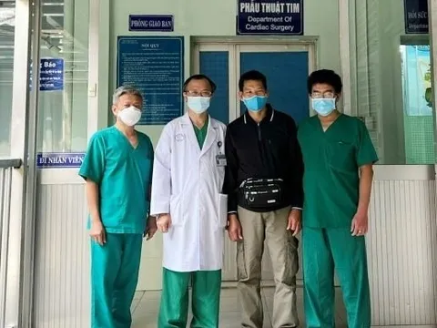 Lần đầu tiên tại Việt Nam thực hiện phẫu thuật xâm lấn tối thiểu