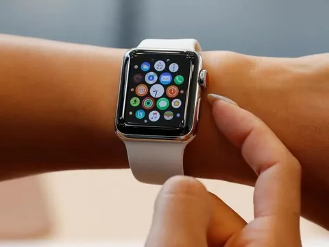 Đồng hồ thông minh Apple Watch giảm giá sốc chưa từng có, vòng đeo tay về còn 500.000 đồng