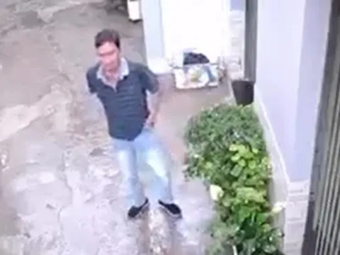 Truy bắt người đàn ông tẩm xăng, đốt nhà chị họ rồi tẩu thoát ở TP.HCM