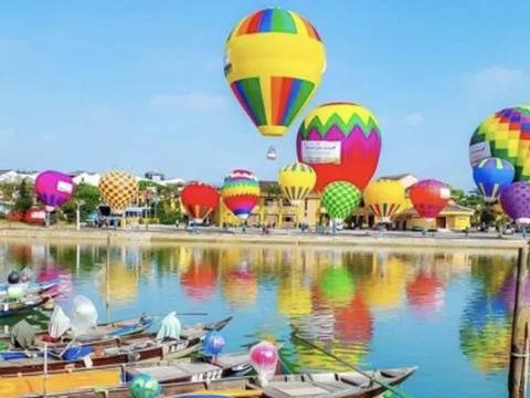 Quảng Nam: Ngày hội khinh khí cầu rực rỡ ở Hội An