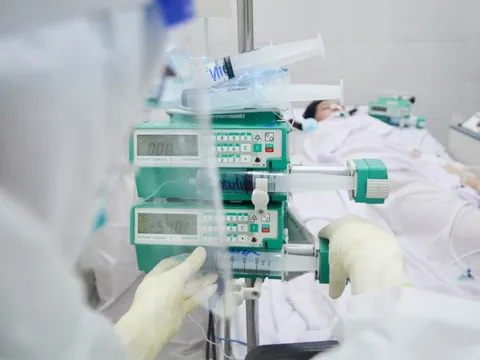 Ngày 24/3, 120.000 ca COVID-19 giảm 7.886 ca so với ngày trước đó
