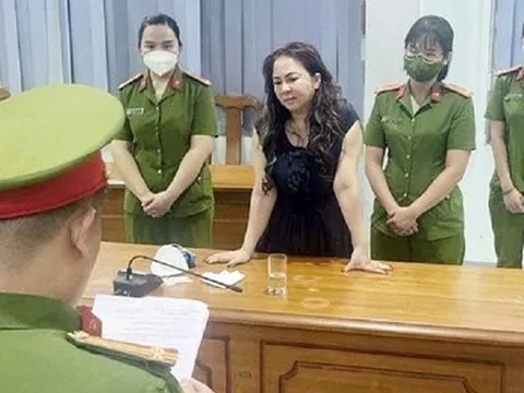 Bà Phương Hằng bị bắt: Thêm nhiều sao Việt chia sẻ "sâu cay"