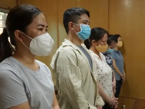 Phạt 13 năm tù nữ giám đốc không biết chữ sản xuất găng tay y tế giả