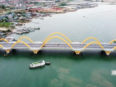 Chiêm ngưỡng cầu Tình yêu hơn 2.000 tỷ ở Quảng Ninh