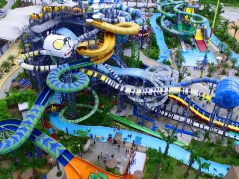 Doanh nghiệp quản lý Công viên nước Hồ Tây lỗ trầm trọng nhất trong lịch sử, doanh thu rớt ''thảm'' 90% chỉ trong 2 năm