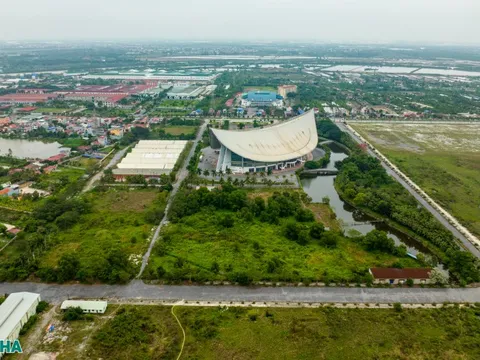 "Nhà cánh diều" ở Hải Phòng: Công trình trăm tỷ hoá thành nhà kho