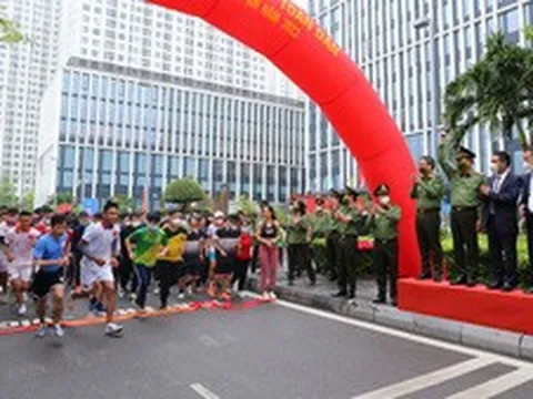 Bộ Công an hưởng ứng Ngày chạy Olympic vì sức khỏe toàn dân