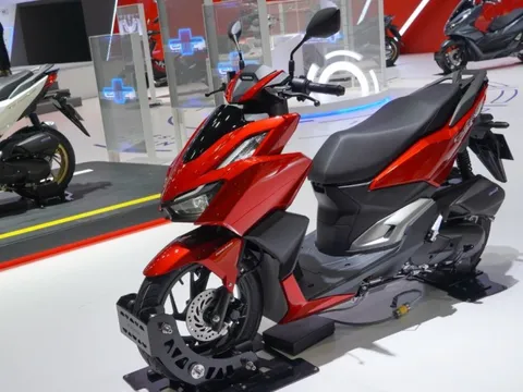 Xe máy Honda "Made in Thailand" ra mắt gây sốt nhờ loạt nâng cấp, cốp chứa đồ 18 lít