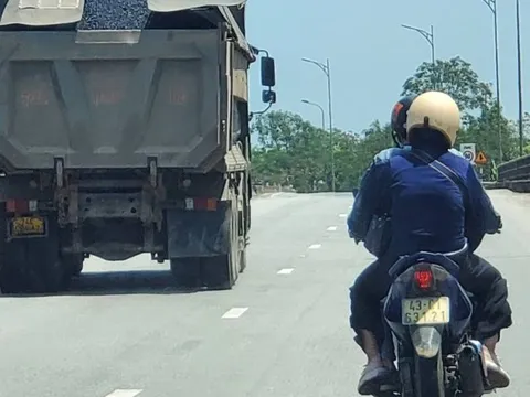 Huế quyết xử lý đồng bộ xe cơi nới, không kiểu “bên trọng, bên khinh”