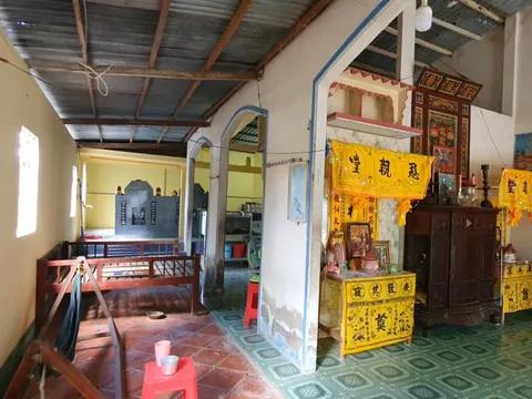 Vụ chôn vợ chồng cụ ông trong căn nhà tranh chấp: Thông tin từ địa phương