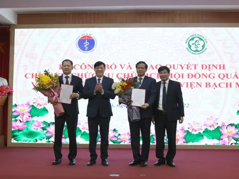 Bệnh viện Bạch Mai có Chủ tịch và Giám đốc mới