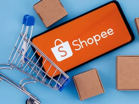 Định giá rơi từ 200 tỷ đô xuống 64 tỷ sau chưa đầy nửa năm, công ty mẹ Shopee tuyên bố rút khỏi mảng thương mại điện tử Ấn Độ trước áp lực tẩy chay từ giới tiểu thương