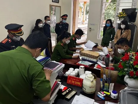 Khởi tố nữ giám đốc Trung tâm giáo dục nghề nghiệp ở Nghệ An