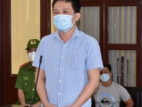 Cà Mau: Nam tài xế đăng bài xuyên tạc, vu khống lĩnh 1 năm tù