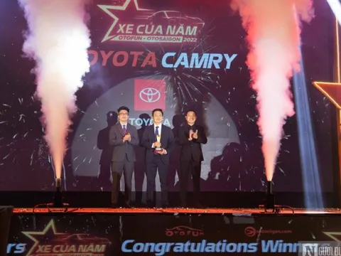 Toyota Camry được bình chọn là “Xe của năm 2022”