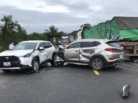 2 cán bộ bị tai nạn, 1 người tử vong trên đường tránh Nam Hải Vân