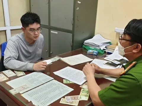 Thái Nguyên: Nam thanh niên ôm "bom xăng" đe dọa cướp ngân hàng