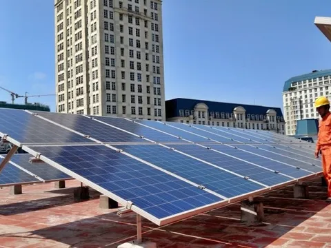 Thành lập 3 đoàn kiểm tra các dự án điện mặt trời áp mái