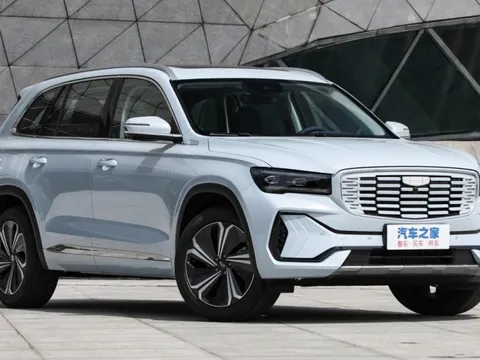 Giải mã mẫu SUV cỡ trung chỉ tiêu thụ 4,3 lít xăng/100 km, di chuyển tối đa 1.300km
