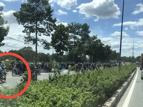 Hàng trăm quái xế dàn hàng ngang, chặn ô tô để đua xe trên đường Mỹ Phước-Tân Vạn