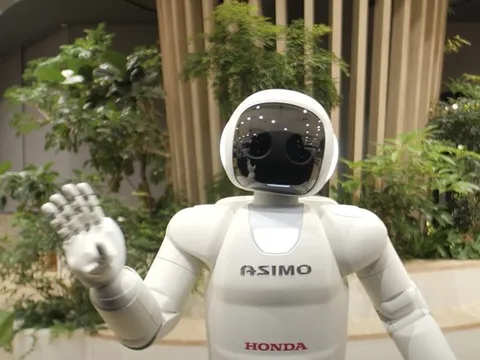 ASIMO - biểu tượng của ngành robot Nhật Bản, sẽ chính thức nghỉ hưu vào cuối tháng này