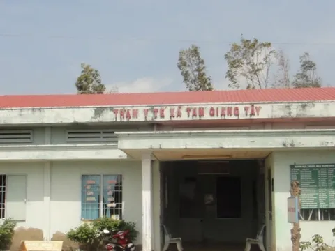 Bé gái 8 tháng tuổi ở Cà Mau bị tiêm nhầm vắc xin Covid-19