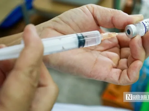 Khẩn trương hoàn thành tiêm vắc-xin Covid-19 cho trẻ trong quý II