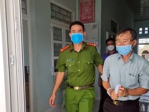 Truy tố trưởng phòng công chứng và khách hàng chiểm đoạt hơn 21 tỷ