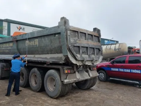 Nghệ An yêu cầu cắt gọt hơn 200 xe tải