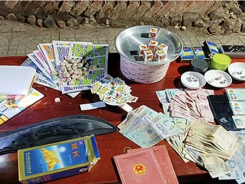 Đồng Nai: Tạm giữ 5 đối tượng đánh bạc tại huyện Nhơn Trạch