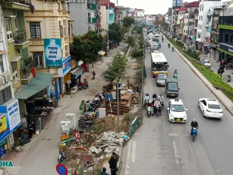 Dự án đường 815 tỷ đồng ở Hà Nội "đắp chiếu" 2 năm, nhiều nhà không dám mở cửa