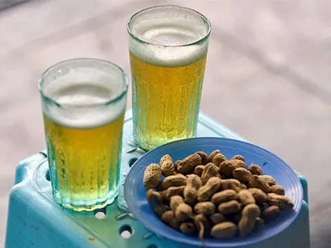 Hà Nội có chi phí uống bia vào loại rẻ nhất thế giới, chưa bằng 1/10 so với New York hay Dubai