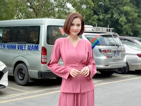 "Soi" trang phục sành điệu Phan Minh Huyền phim Thương ngày nắng về"