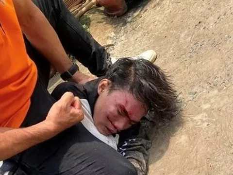 Bắt nghi phạm đâm nhân viên giao hàng để cướp nhẫn kim cương