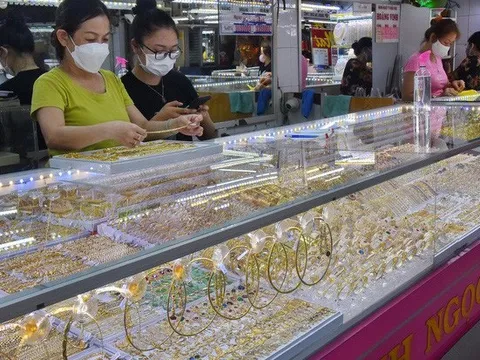 Giá vàng hôm nay 13-4: Vọt lên khi lạm phát tại Mỹ tăng nóng