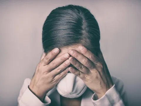 F0 gặp triệu chứng nhẹ, khỏi COVID lại gặp "liên hoàn di chứng": BS lý giải nguyên nhân